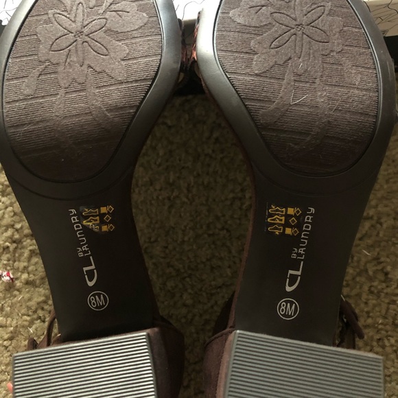 Brown CL by Laundry Jody Sandal - Picture 7 of 7